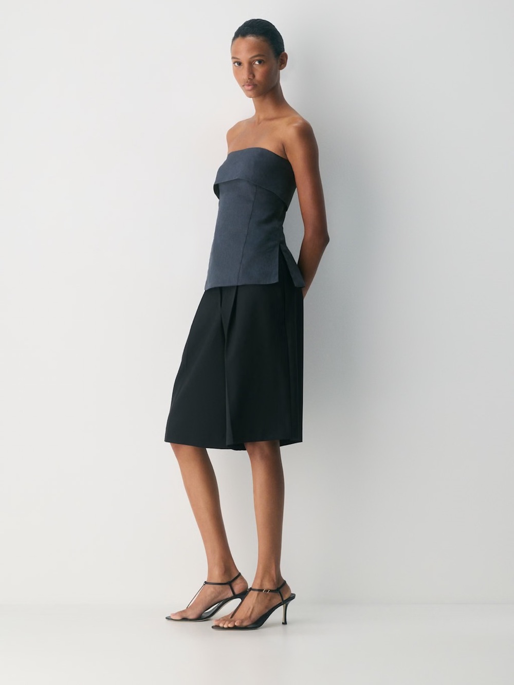 NWT Aritzia Element Linen Tube Top in Dark Night Navy 10 - Picture 3 of 10